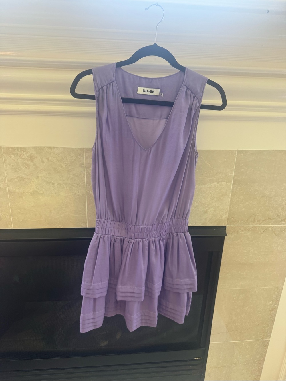 DO+BE Lavender V-Neck Sleeveless Peplum Tank